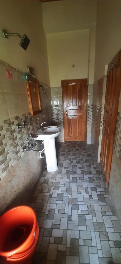 Throttle Shrottle Moto Hostel Manali  Ngoại thất bức ảnh